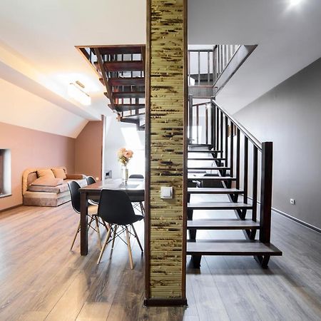 Apartments On Mitny Square Lviv Extérieur photo